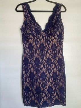 City Triangles Navy Blue Lace Bodycon Cocktail Dress